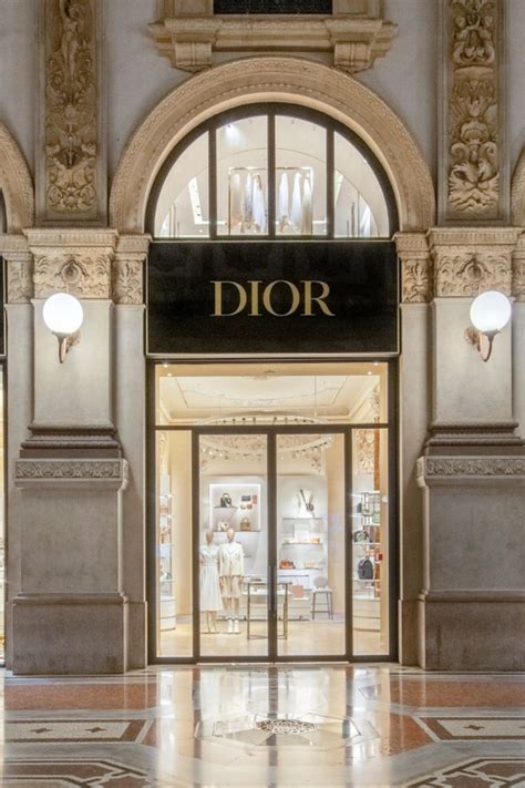 christian dior boutique milan|christian dior italian website.